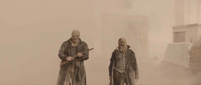 画像 映画『アウトローズ 荒野の狼』主演:トレイス・アドキンス ジェフ・フェイヒー 壮絶な争いを描く西部劇《ウェスタン》ガンアクション シーン画像
