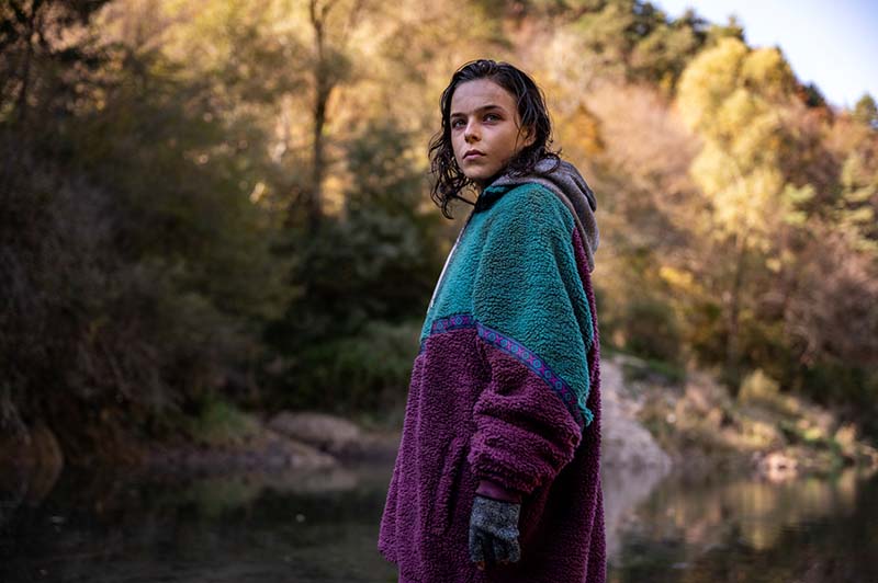 映画『ニーナ 文明崩壊』その少女は“魔女”か、“救世主”か。 シーン画像