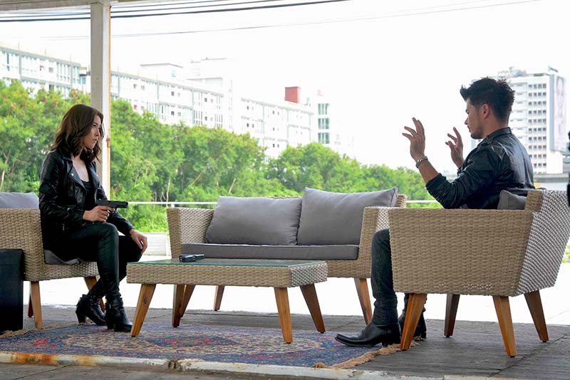 画像 映画『アンジー 復讐の使者』 愛か死か それは銃が決める タイムリミットは48時間。女は殺人兵器と化すセクシー・アクション! 美しき女アサシンとCTU《テロ特殊対策ユニット》捜査官が挑む闇組織の巨大な陰謀とは!? シーン画像