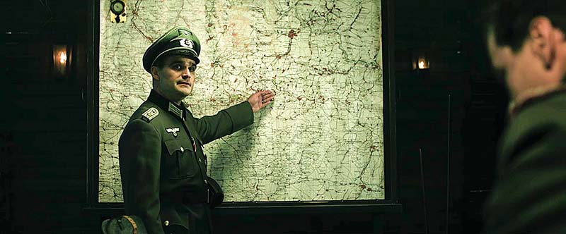 画像 映画『バック・トゥ・ザ・1941』時空を超えて戦場で対峙する! 第二次大戦― 史上最悪の独ソ地上戦にタイムスリップした二人は生き残れるのか!? 迫力のSF戦争アクション大作! シーン画像