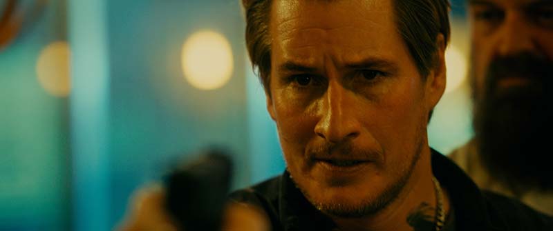 映画『キル・ミー・アゲイン 真夜中の悪魔』 この夜からは決して抜け出せない。 殺人犯が悪夢の夜を無限に繰り返す、異色タイムループ・スリラー！ シーン画像