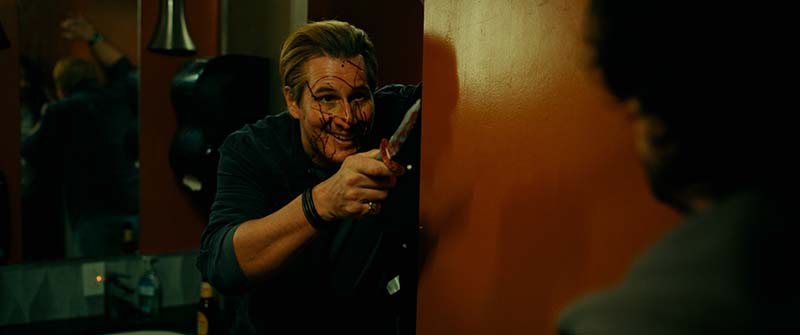 映画『キル・ミー・アゲイン 真夜中の悪魔』 この夜からは決して抜け出せない。 殺人犯が悪夢の夜を無限に繰り返す、異色タイムループ・スリラー！ シーン画像